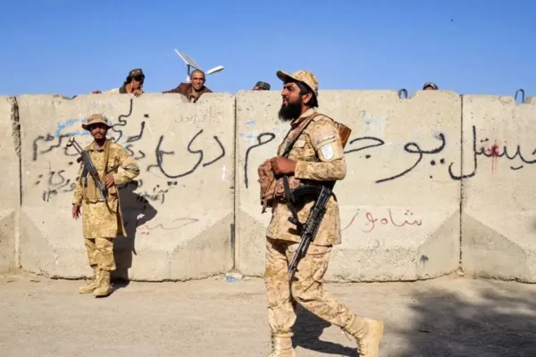 Pakistan ve Afganistan arasında ateşkes ilan edild...